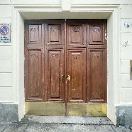 Porta Palazzo 15 Min - Suite Con Netflix & Wi-Fi Торино Екстериор снимка
