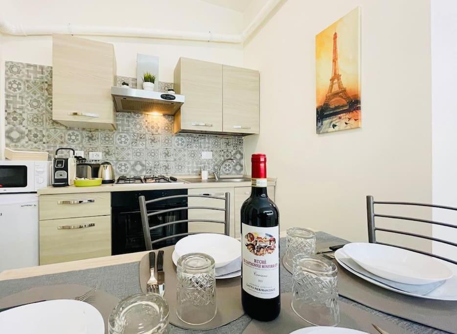 Porta Palazzo 15 Min - Suite Con Netflix & Wi-Fi Торино Екстериор снимка
